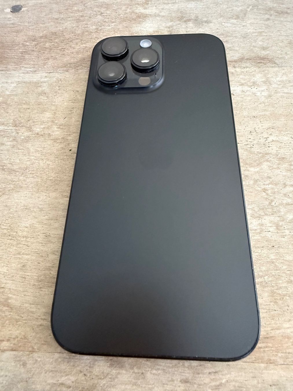 Apple Telefoni cellulari / Smartphones: iPhone 16 Pro Max 256gb – Usato da Le Mont sur Lausanne venduto da apb_2bgv 2
