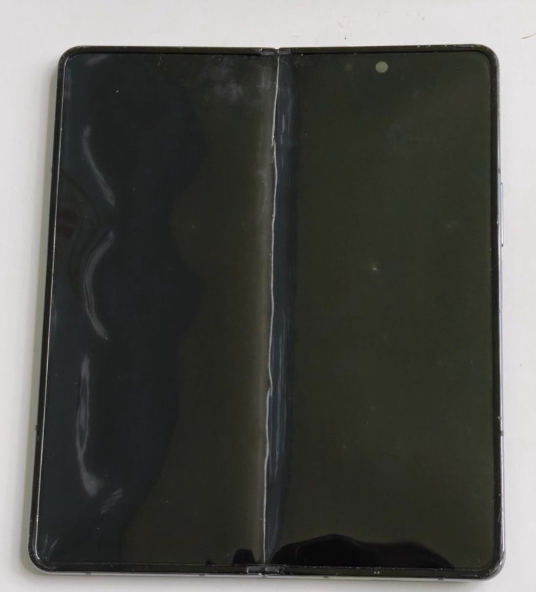 Samsung Telefoni cellulari / Smartphones: Galaxy Z Fold4 500GB – Difettoso da St. Gallen venduto da Jafar-H 2