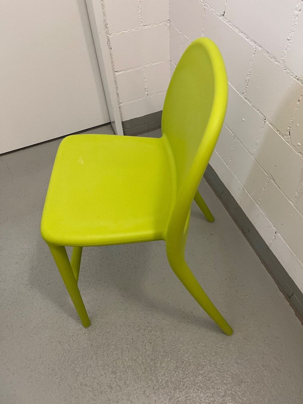 Ikea Stühle: Kunststoff Stühle "Ikea" – Neu (gemäss Beschreibung) aus Küblis von hypofacto