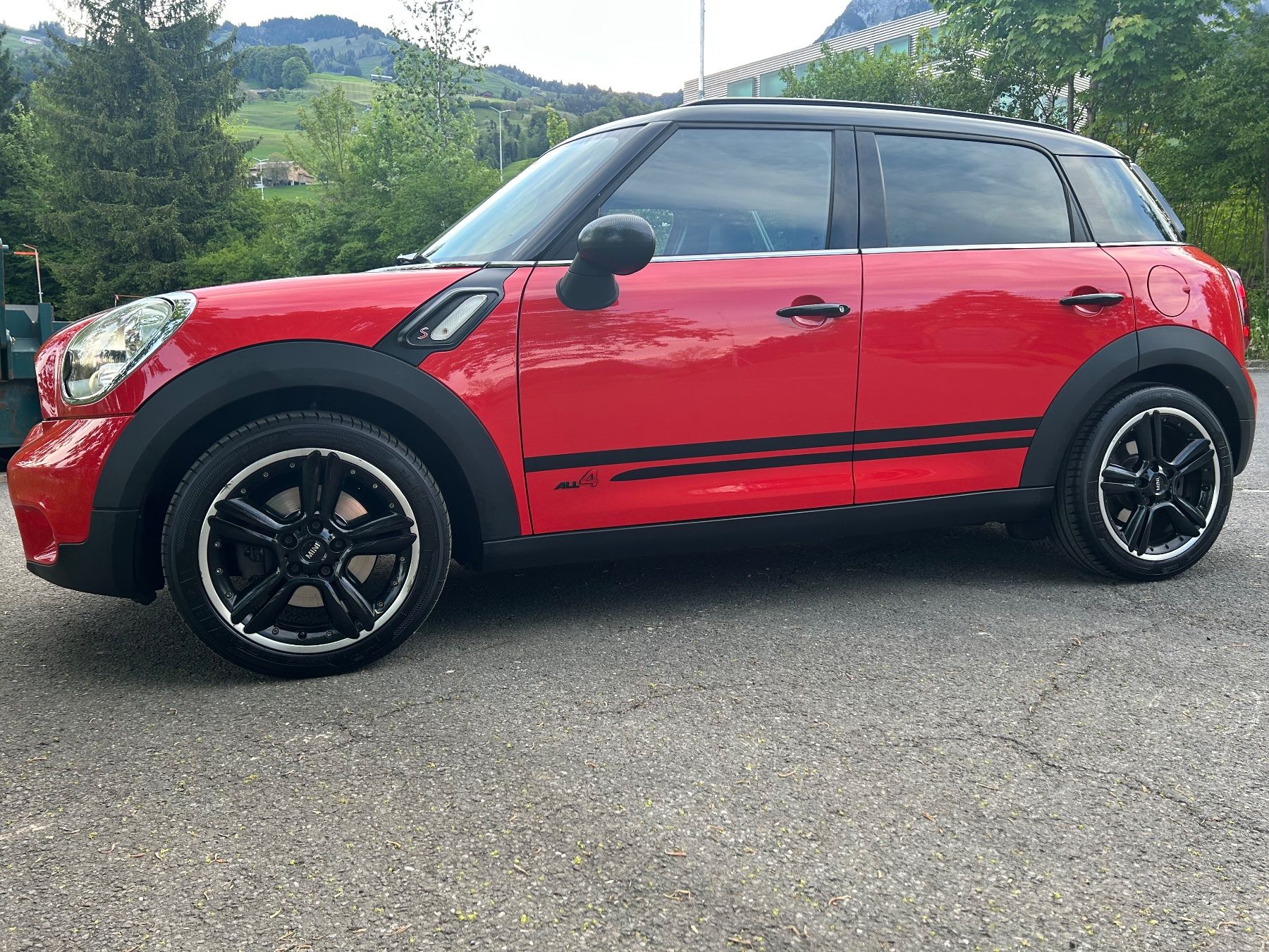 Mini Automobili: Mini Countryman Cooper S ALL4 Steptronic – Usato da Seewen SZ venduto da A45-AMG 2