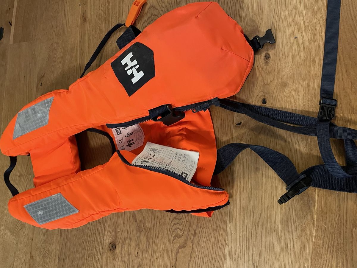 Helly Hansen Giubbotti di salvataggio: Helly Hansen Kinder-Schwimmweste – Usato da Lenzburg venduto da SallySell 4