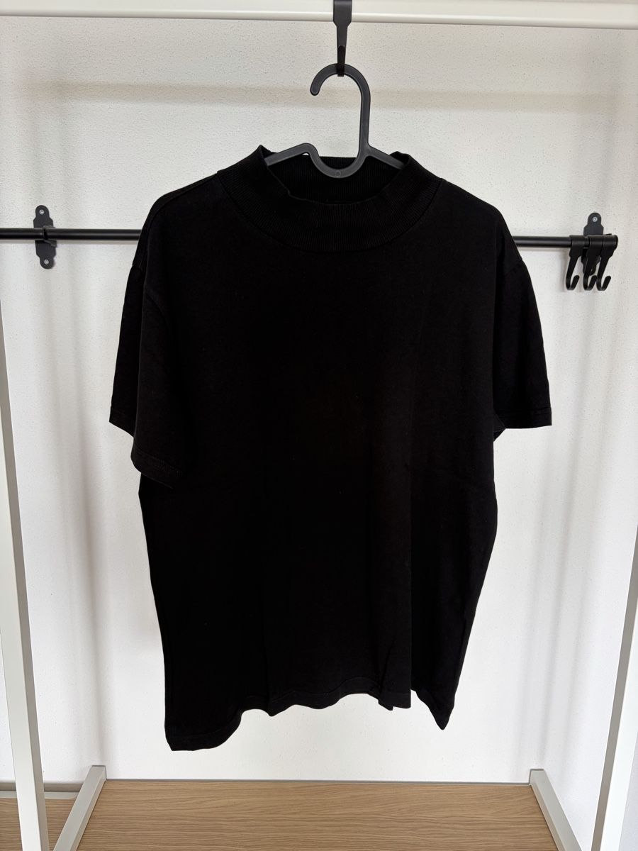 T-shirt: Schwarzes Oversize T-Shirt Basic, Grösse S – Usato da Emmenbrücke venduto da Leeaa.b 1