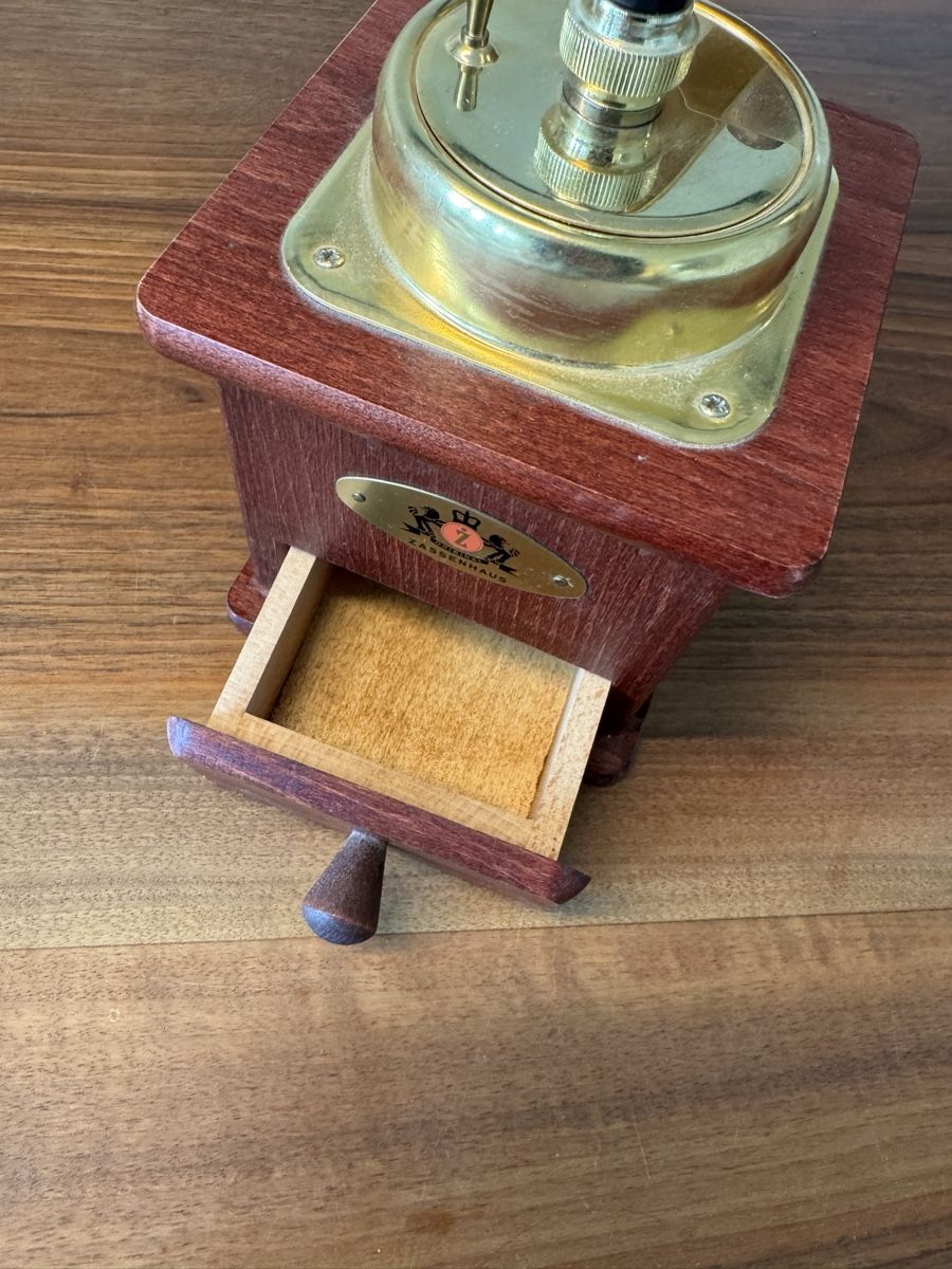 Kaffeemaschinen & Espressomaschinen: Zassenhaus Kaffeemühle – Gebraucht aus Regensdorf von Supermonkey89 2