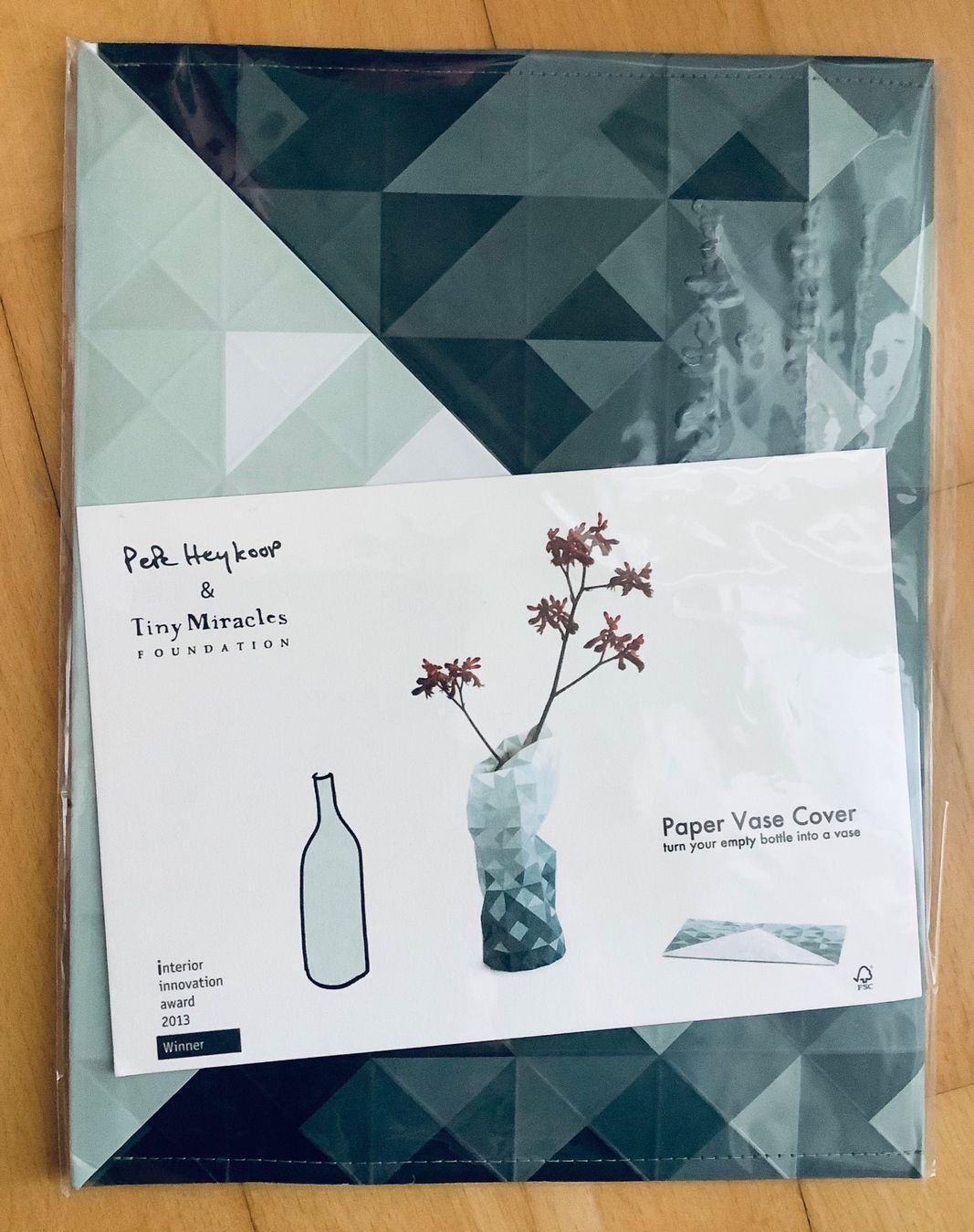 Vasi & Recipienti: Paper Vase Cover - pepeheykoop – Nuovo (secondo la descrizione) da Hausen AG venduto da lisa963