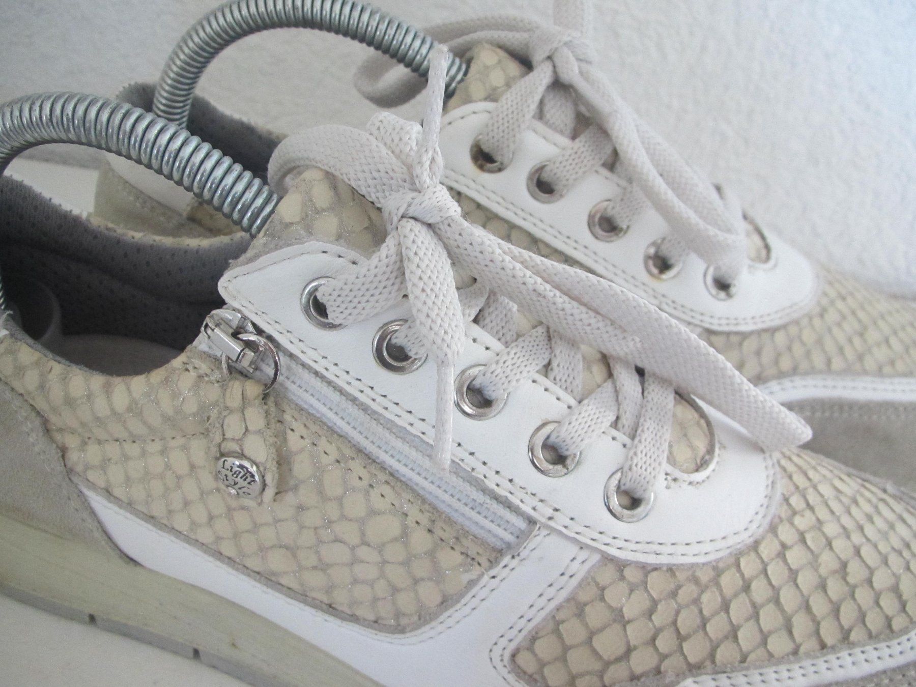 Damenschuhe: SOULIERS MAC CUIR BEIGE – Gebraucht aus Murten von Selliot 1
