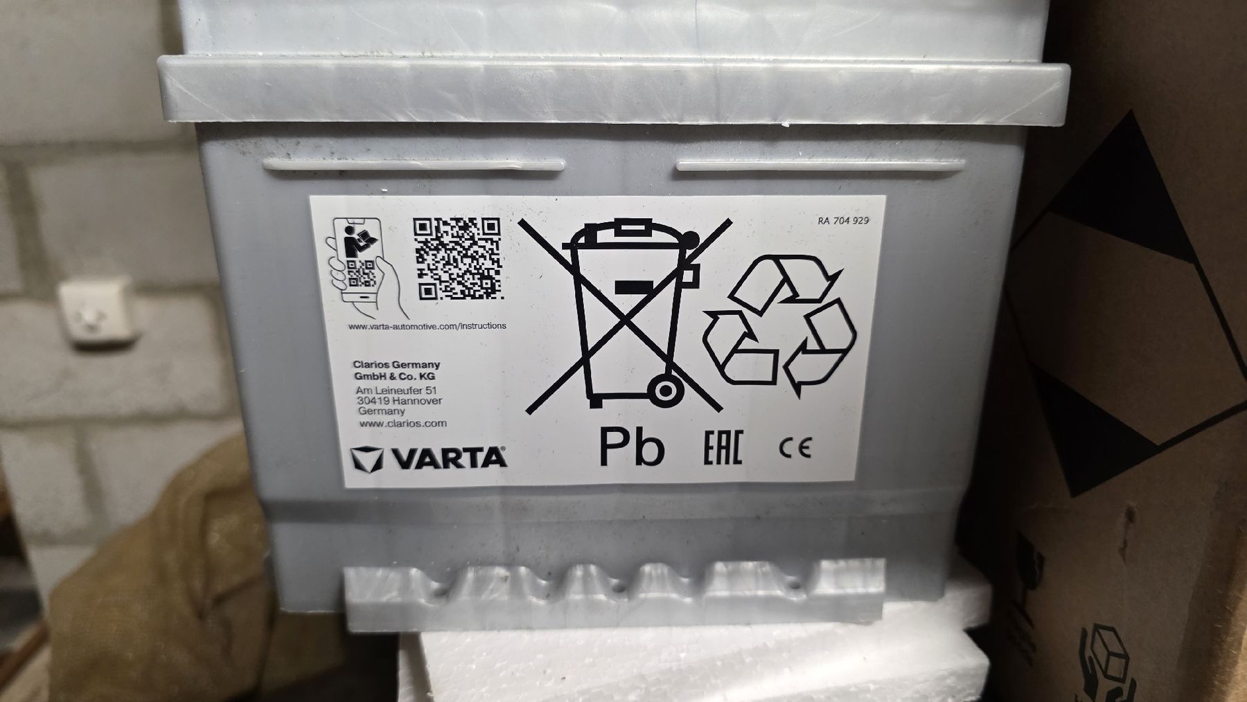Varta Batteries: Autobatterie  – Neuf avec emballage d'origine à Bern par iva_jf75