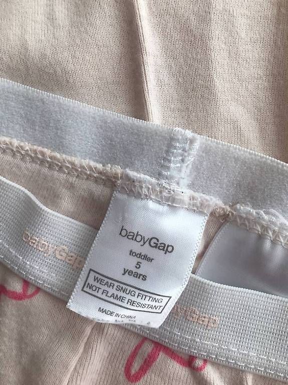 Pyjamas & Ähnliches: GAP pyjama court 5 ans – Gebraucht aus Geneve von maremonte 1