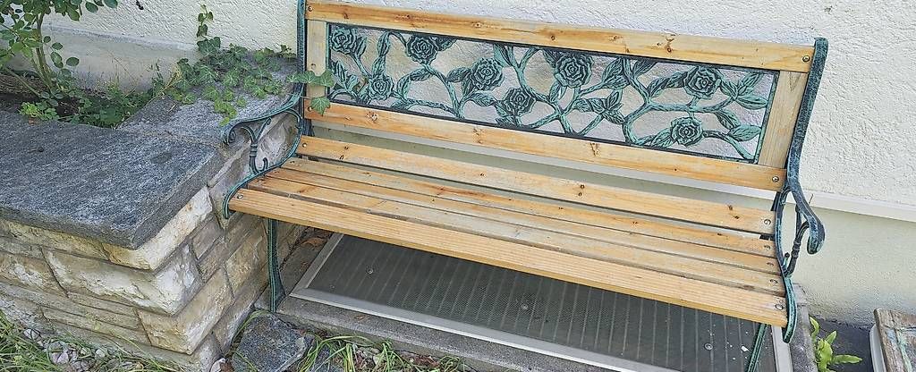 Panchine: Robuste Gartenbank billig zu verkaufen – Usato da Killwangen venduto da Swissaloha 1