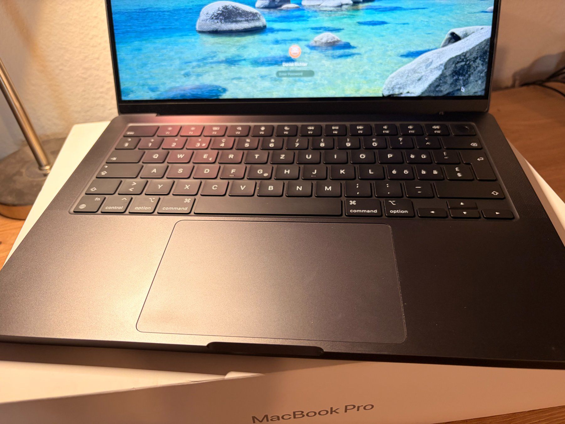 Apple Notebook: Apple MacBook Pro 14" M4 Pro | 48 GB RAM | 4 TB SSD – Nuovo (secondo la descrizione) da Schlieren venduto da dan_richt 1