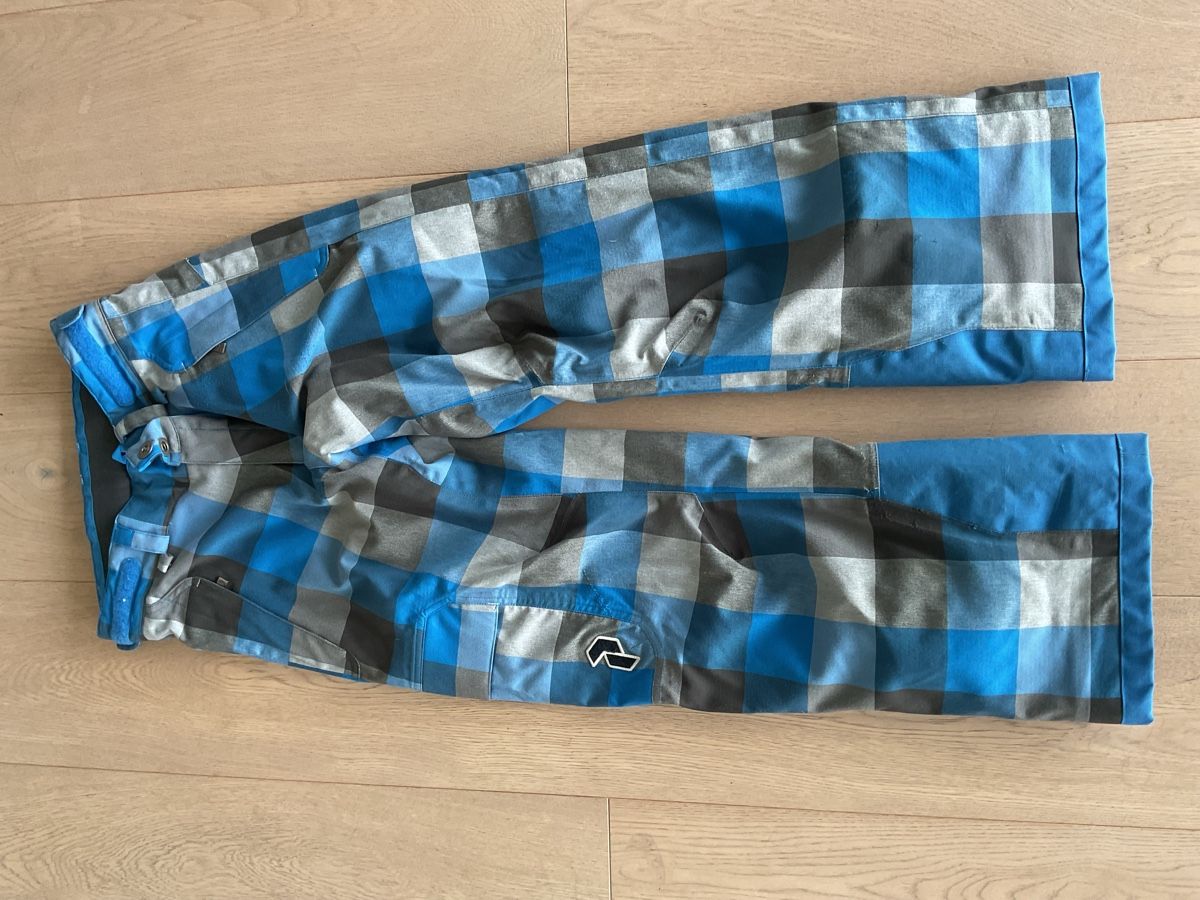 Peak Performance Hosen: Peak Performance Skihose/Snowboardhose Gr. 150cm – Gebraucht aus Stans von Javal21