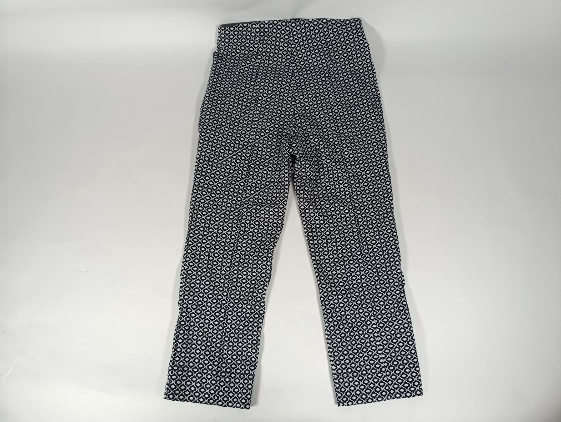 Pantalons: DUNNES Pantalon noir et blanc taille S – D'occasion à Thielle par Plusvalue_Neuchatel 1