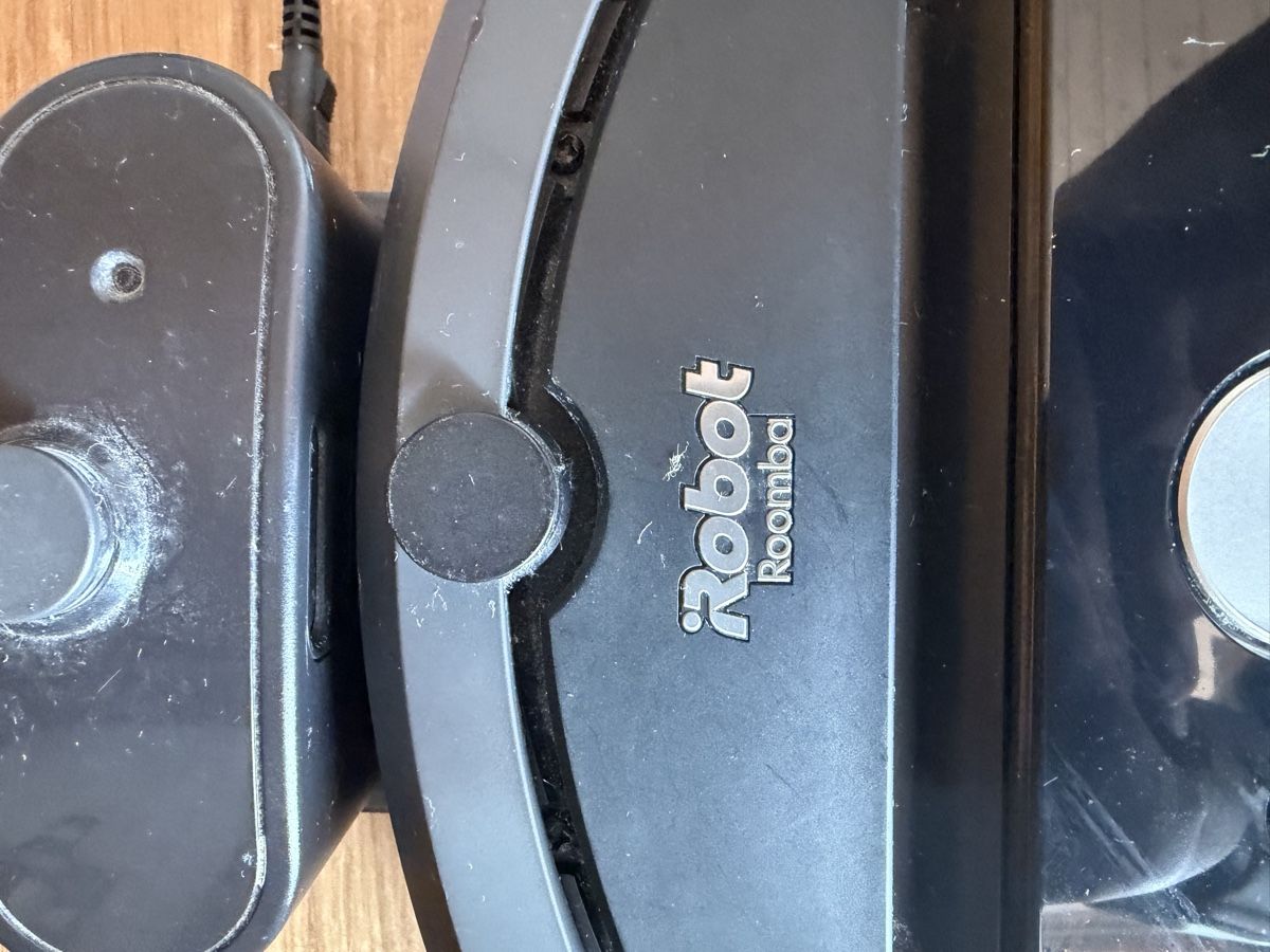 Irobot Aspirapolveri & Accessori: Robot Roomba 980 mit Ladestation gebraucht – Usato da Luzern venduto da laxra_._ 2