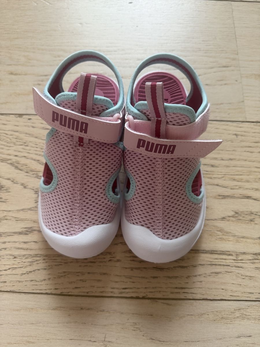 Puma Chaussures filles: Puma Sandalen Rosa Grösse 28 Neu – Neuf avec emballage d'origine à Dully par rev_l7jp