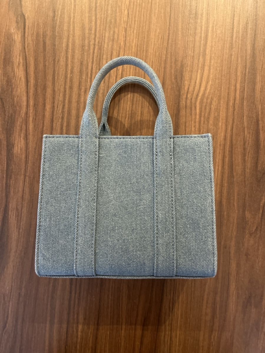 Karl Lagerfeld Sacs femmes: Karl Lagerfeld Tasche Denim Klein neuwertig – Neuf (Voir description) à Bonaduz par Liv_6xrn 1