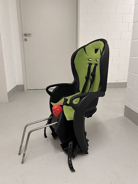 Pièces détachées: Hamax Velo Kindersitz – D'occasion à Uerzlikon par Krzysiek_Szczep