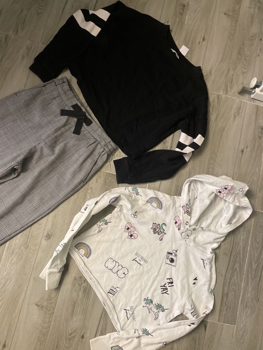 H&M Lotti & Set di vestiti: Süsses H&M Kleiderpaket Gr.134 – Nuovo (secondo la descrizione) da Obergerlafingen venduto da cabo4 1