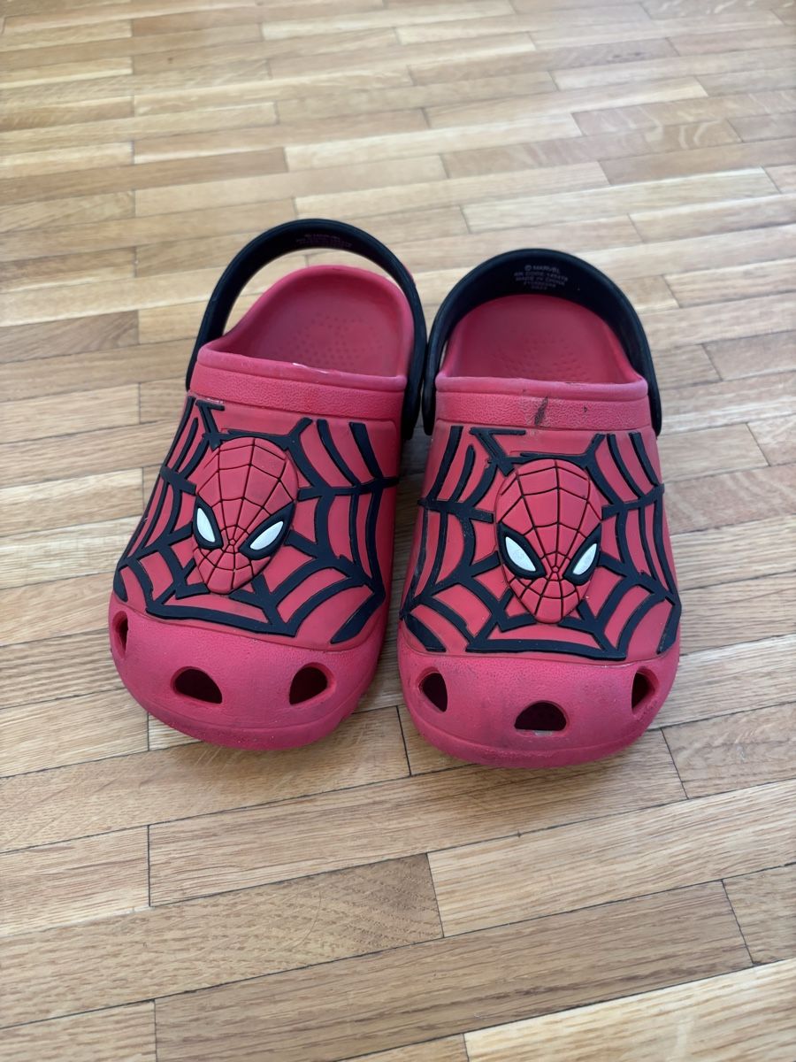 H&M Scarpe per ragazzi: Sandals enfant p. 28 Spiderman – Usato da Chêne-Bougeries venduto da CeliaMate 1
