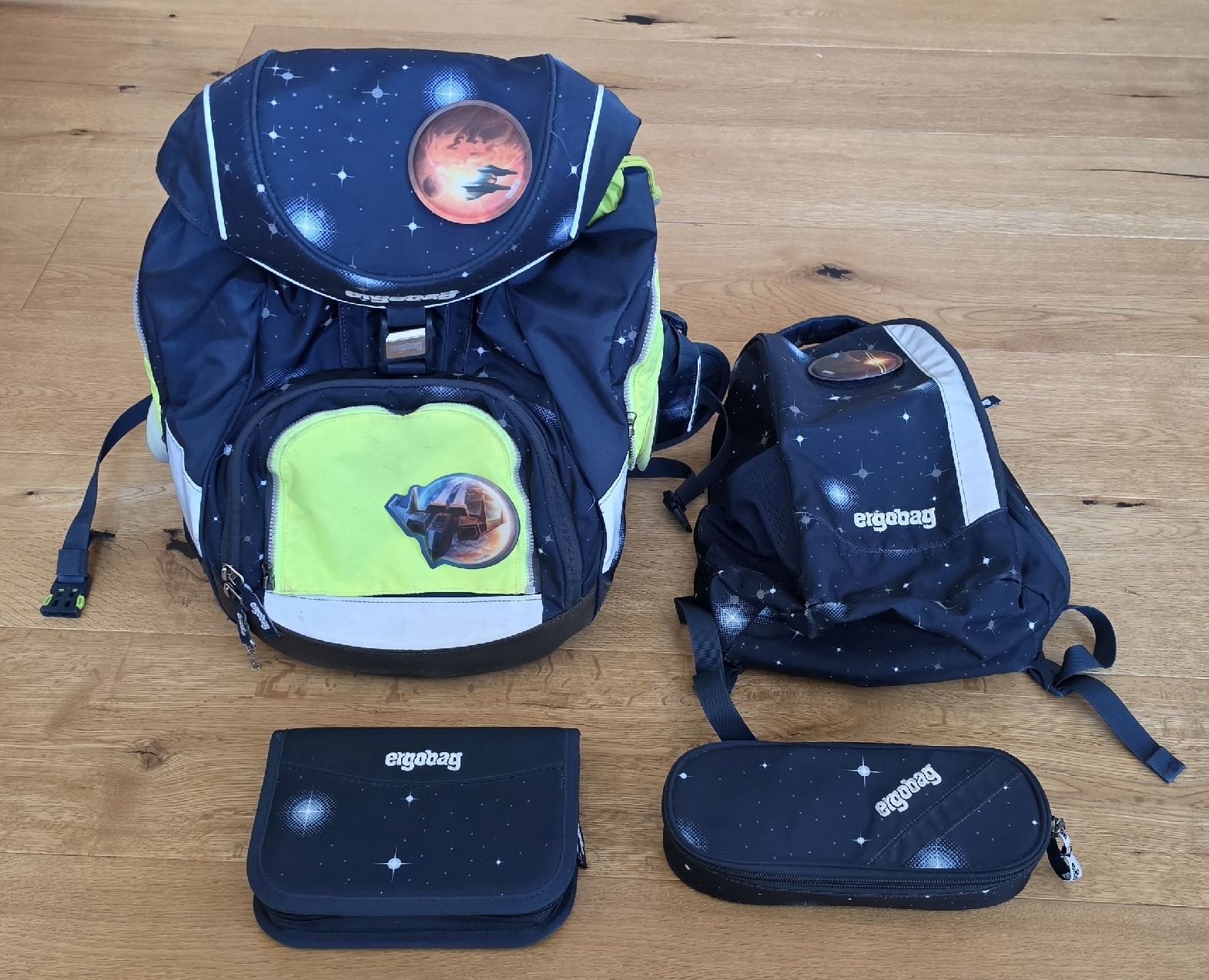 Ergobag Borse & Zaini: Ergobag Set Schulrucksack, Etuis & Turnsack – Usato da Eglisau venduto da naminaso