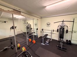 Komplettes Home-Gym zu verkaufen - Abholen in Zürich