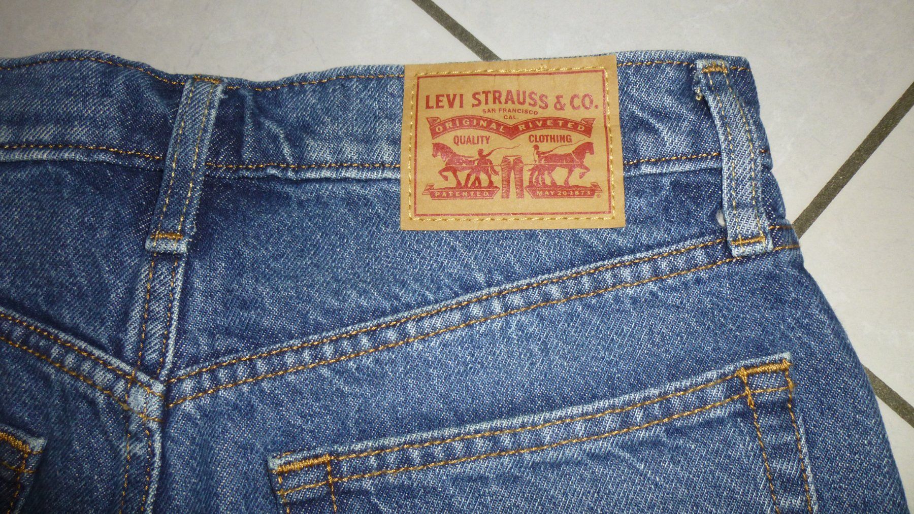 Levi's Gonne: Jeansrock  / Levis / S – Usato da Triengen venduto da misterpicknicker 2