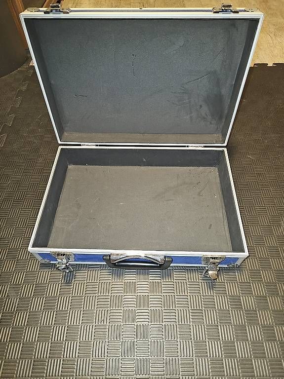 Valises de voyage: Alu Koffer – D'occasion à Scherz par pac_tw6k 2