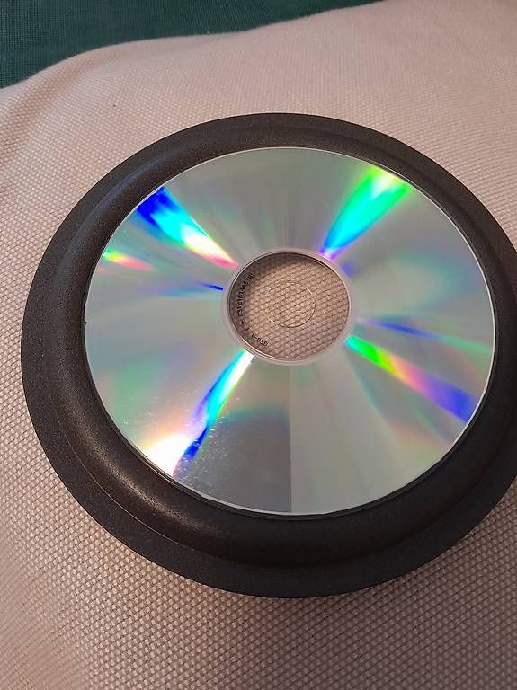 Lautsprecher: Foam speaker 10.5 cm interior – Neu und originalverpackt aus Lausanne von EdwinBOSU 1