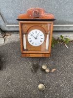 Antike Schwarzwald Uhr mit Kuckuck 