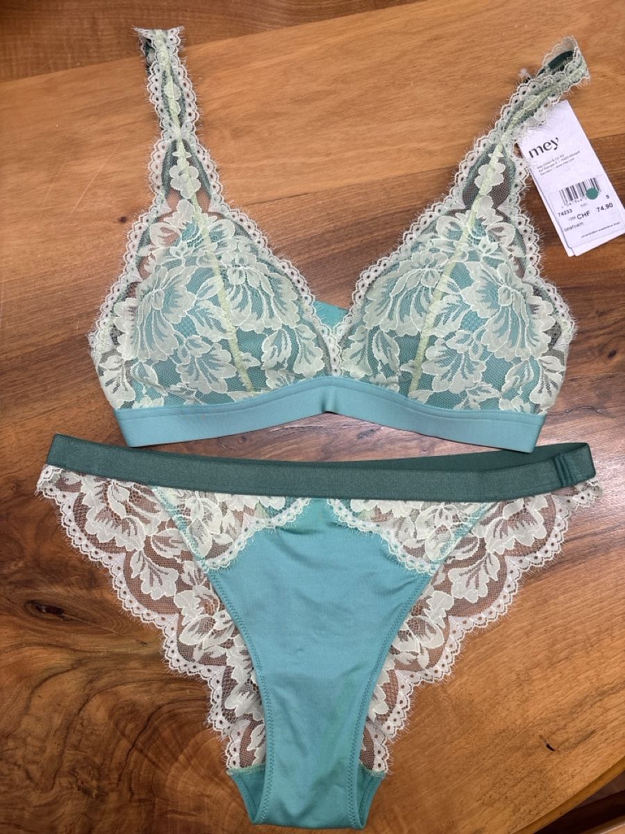 Sonstige Unterwäsche: Mey BH und Slip Set Grösse S – Neu und originalverpackt aus Cumpadials von ofe_btq6