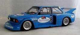 BMW 320i GR 5 FRUIT OF THE LOOM 1:18 MINICHAMPS