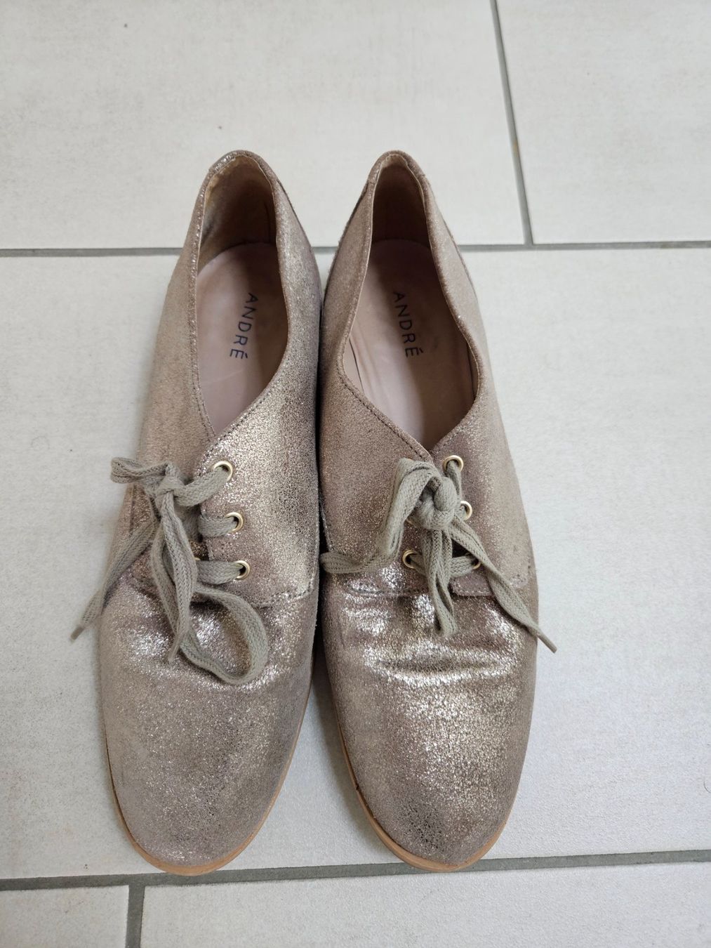 André Scarpe da donna: Lederschuhe André Gr. 41 – Usato da Vevey venduto da nus_ly82 2