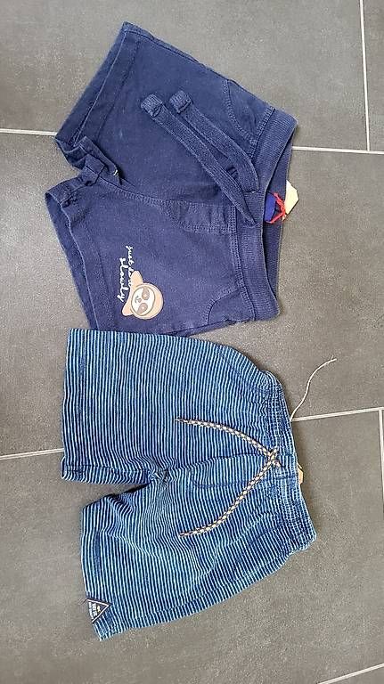 Pantaloni: Diverse kurze Hosen  – Usato da Langendorf venduto da RE17 2