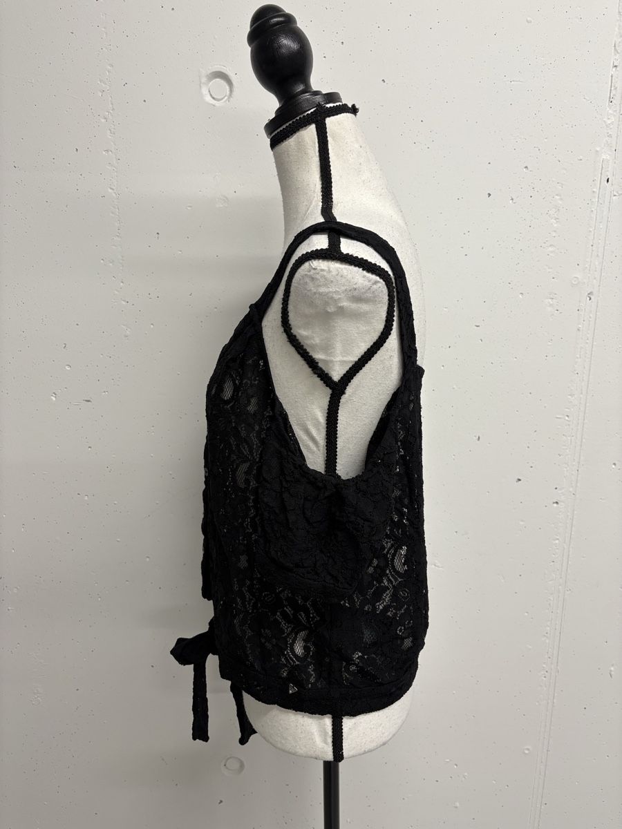 Guess Camicette: Guess Kurzarm Bluse Gr. L schwarz Spitze – Nuovo (secondo la descrizione) da Regensdorf venduto da secondchancefashion 3