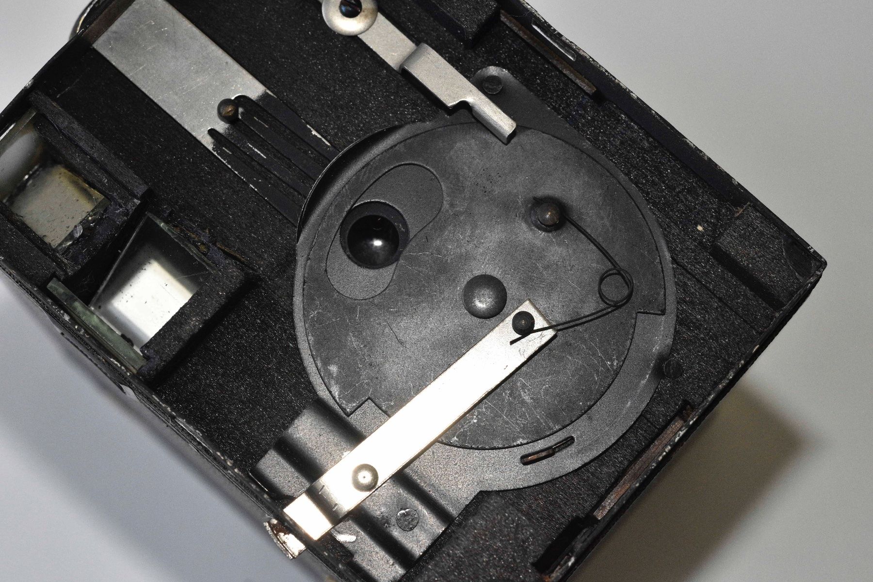 Kodak Fotocamera: Kodak Brownie Boxkamera – Usato da Schwerzenbach venduto da floridan 6
