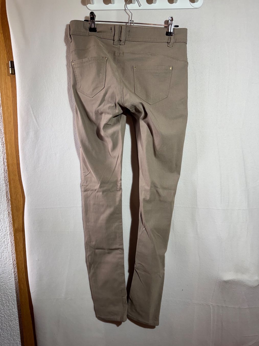 Pantaloni: Hose von Chicoree Gr. 38 – Usato da Grosswangen venduto da SALE_SALE_SALE 4