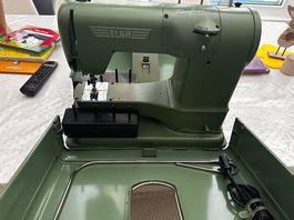 Machine à coudre vintage ELNA Transforma 4210