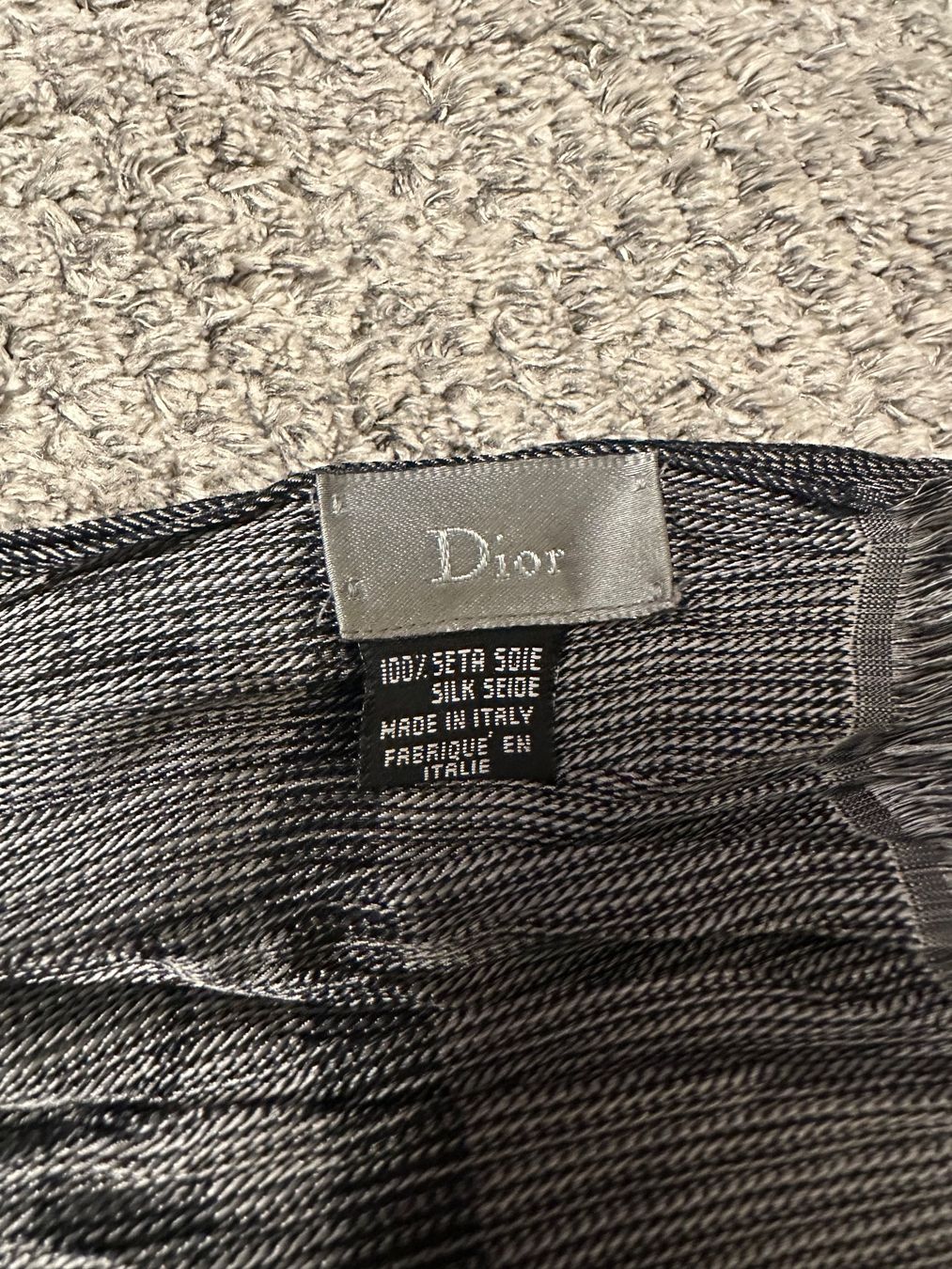 Dior Foulard & Sciarpe: Dior Silk scarf 32*170 size – Usato da Winterthur venduto da ivan12891 1