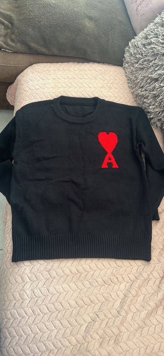 Pullover & Sweatshirts: Pull – Gebraucht aus Treycovagnes von nat_f6j8