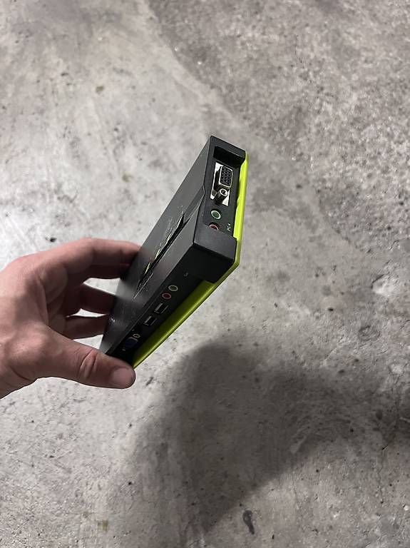 PCs: LevelOne KVM Switch KVM-0421 – D'occasion à Spreitenbach par env_tk78 1