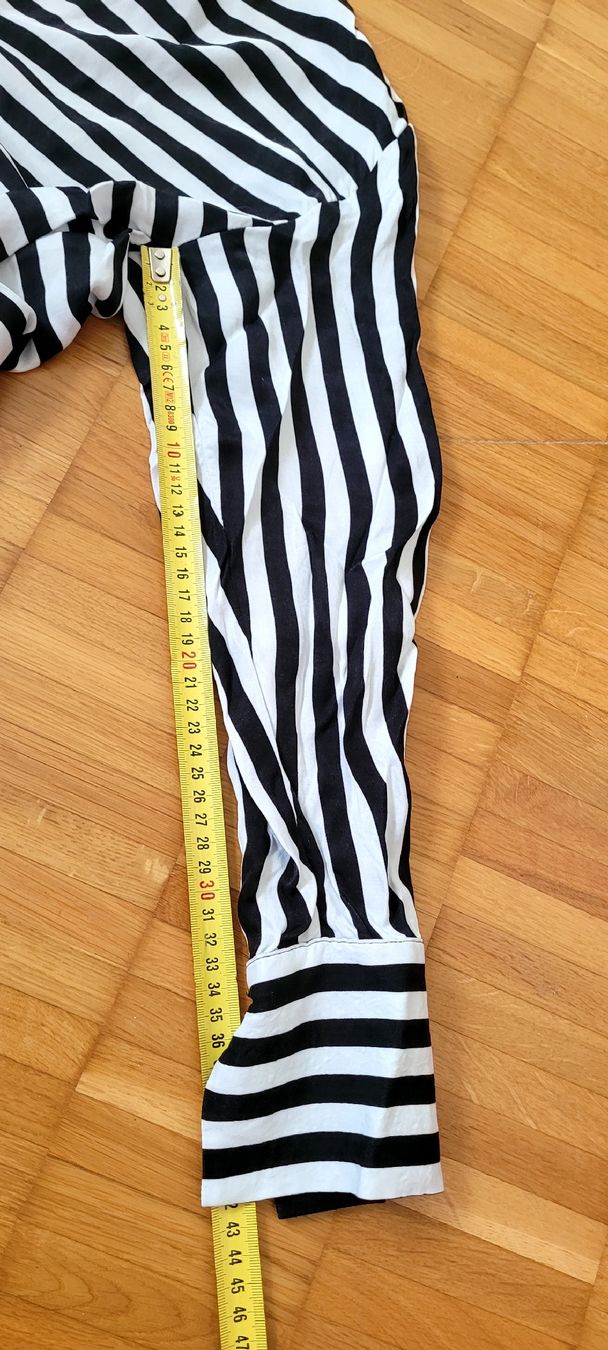 Vestiti: Gestreiftes Kleid von MOHITO Gr 36 neu – Nuovo (secondo la descrizione) da Emmenbrücke venduto da gatasalvache 7