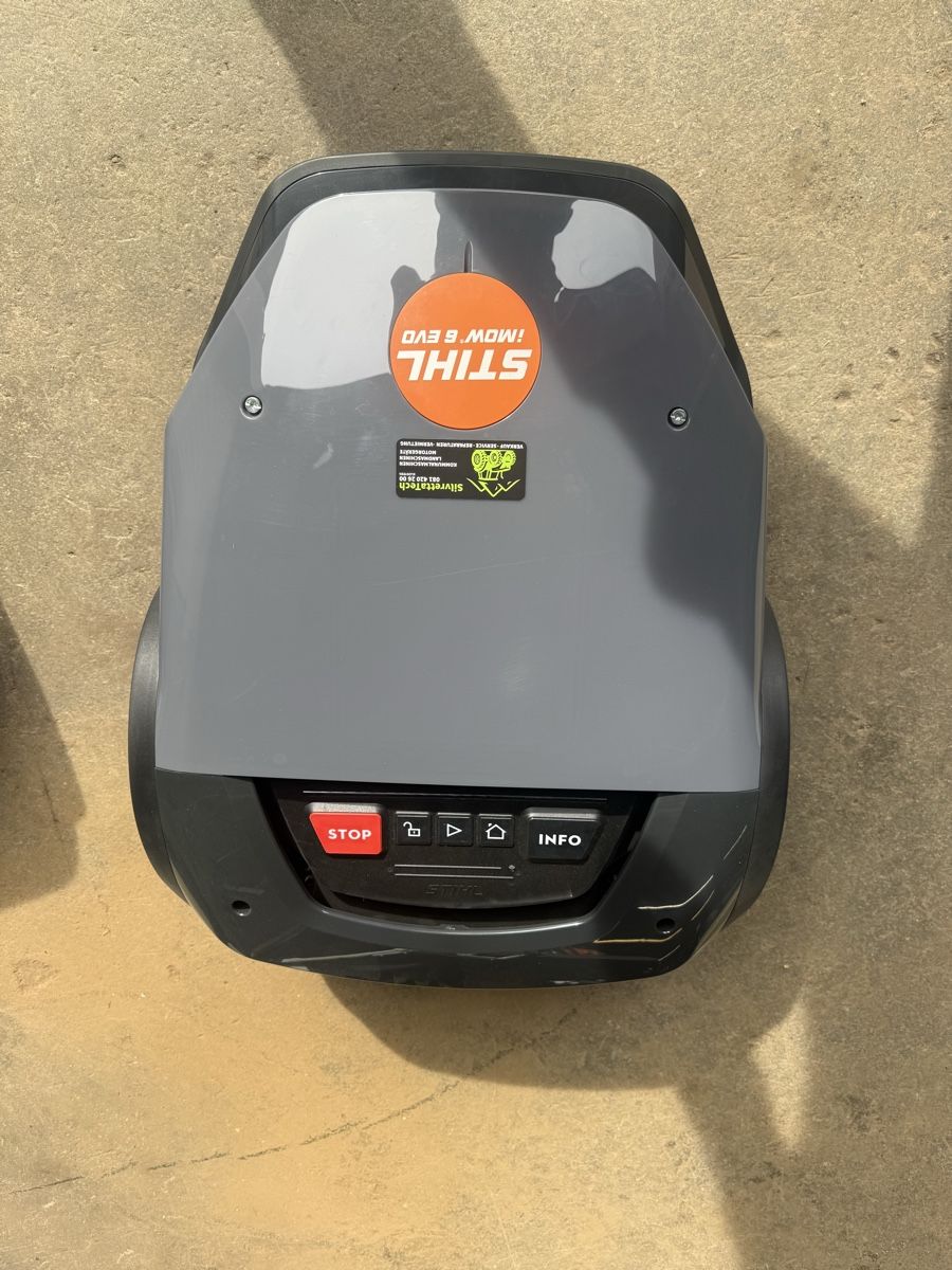 Stihl Tondeuses à gazon: Rasenroboter / Mähroboter Stihl IMOW 5 Evo – Neuf avec emballage d'origine à Klosters par Maschi93