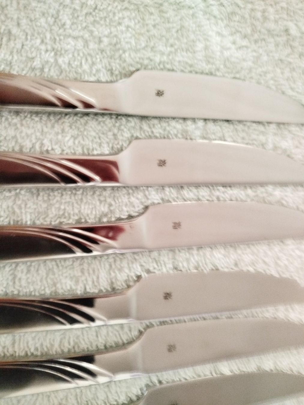 WMF Set di posate: 8  hochwertige Messer und Gabeln – Nuovo (secondo la descrizione) da Derendingen venduto da Rigatoni01 2