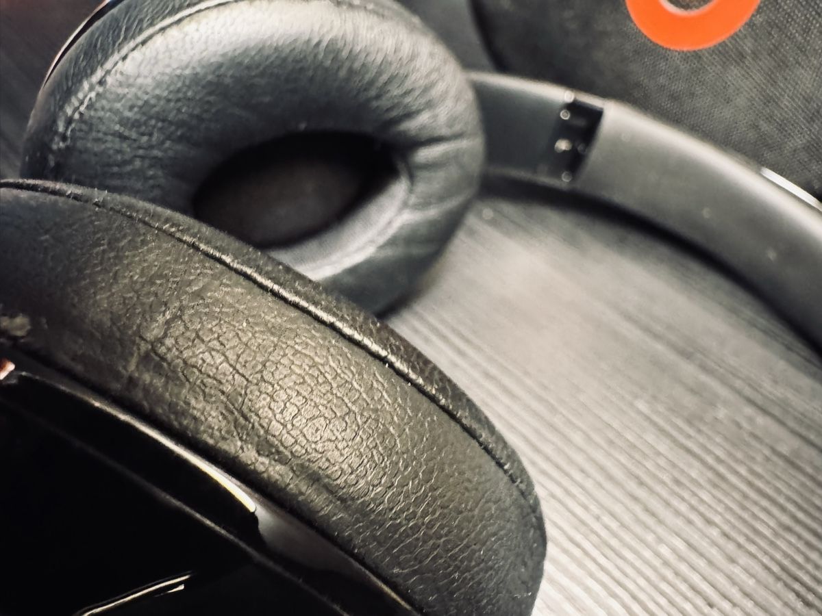 Beats Cuffie: Beats Solo 3 - Wireless – Nuovo (secondo la descrizione) da Collonge-Bellerive venduto da alejan_0984 4