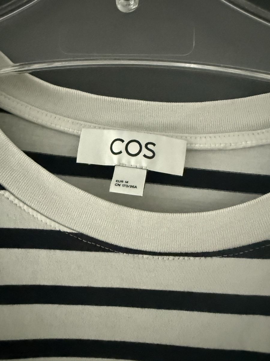 Cos T-shirt: COS T-Shirt – Usato da Buchs AG venduto da MiWeFe17 2