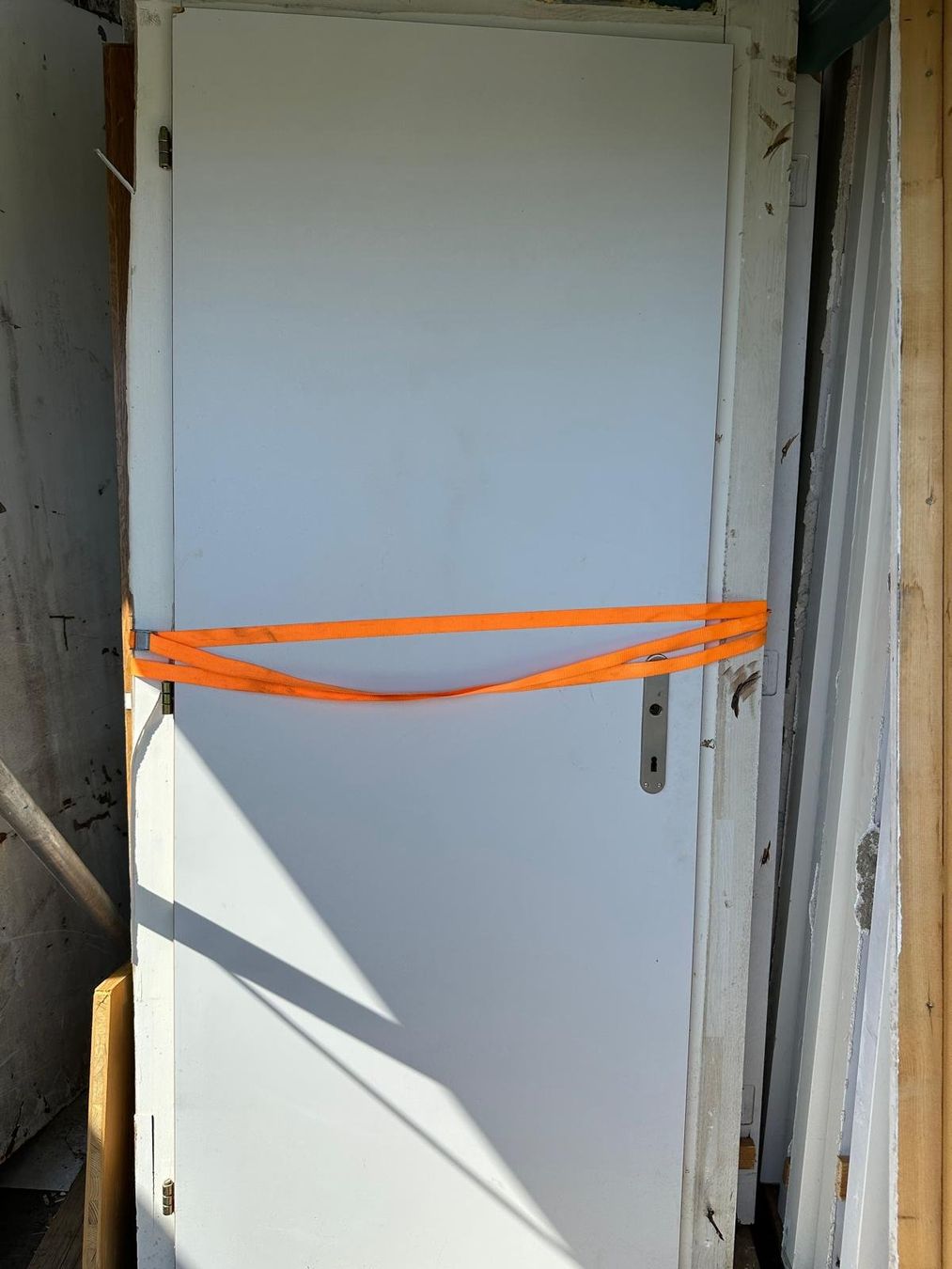 Portes: kllertüre mit Rahmen – D'occasion à Spreitenbach par Space_X 5