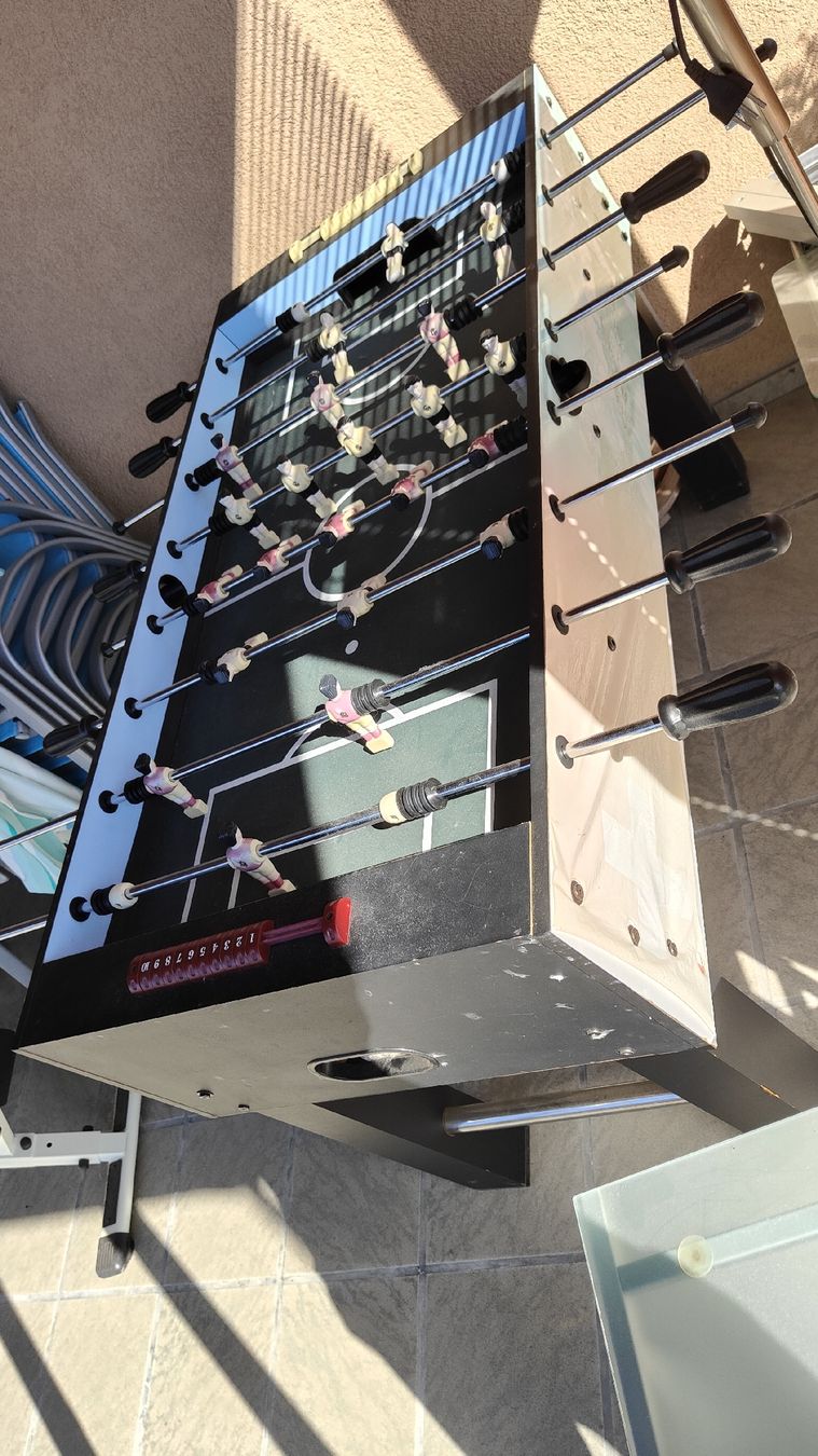 Spiele: Töggelikasten - Tischfussball robust – Gebraucht aus Gerlafingen von Kuvino 1