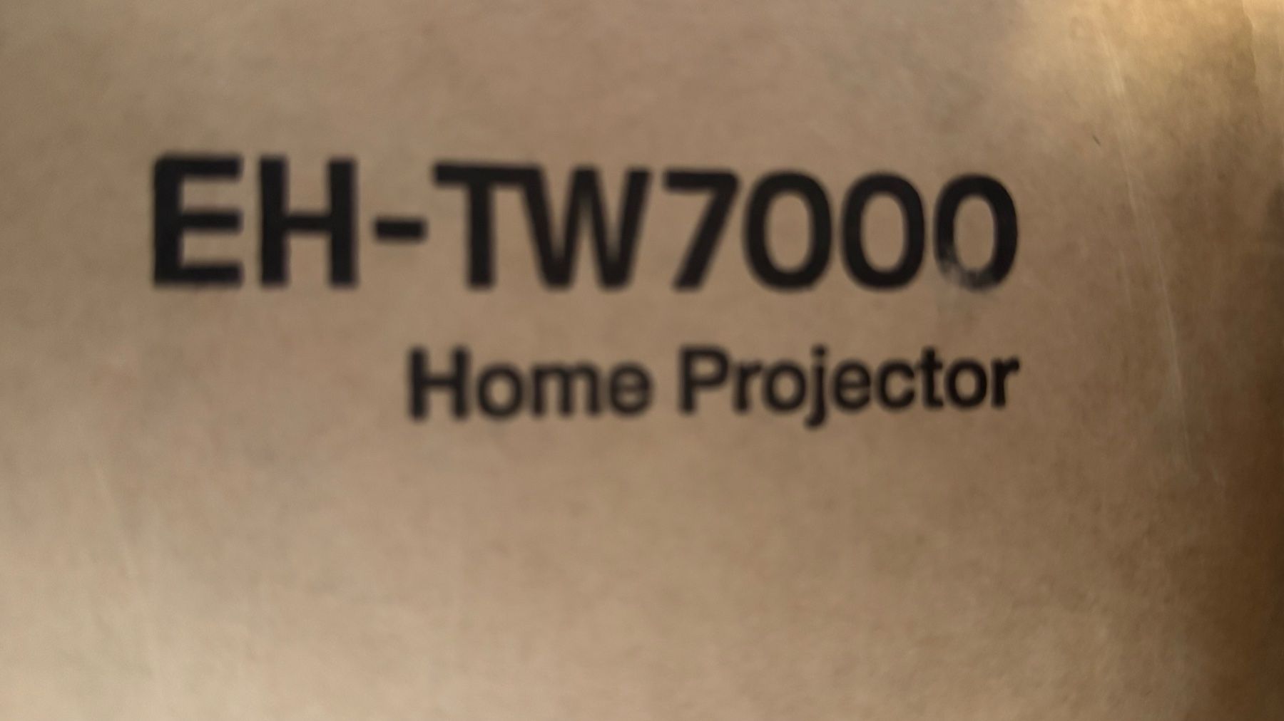 Epson Vidéoprojecteurs: Epson EH-TW7000 Home Projector – D'occasion à kloten par Jean0077