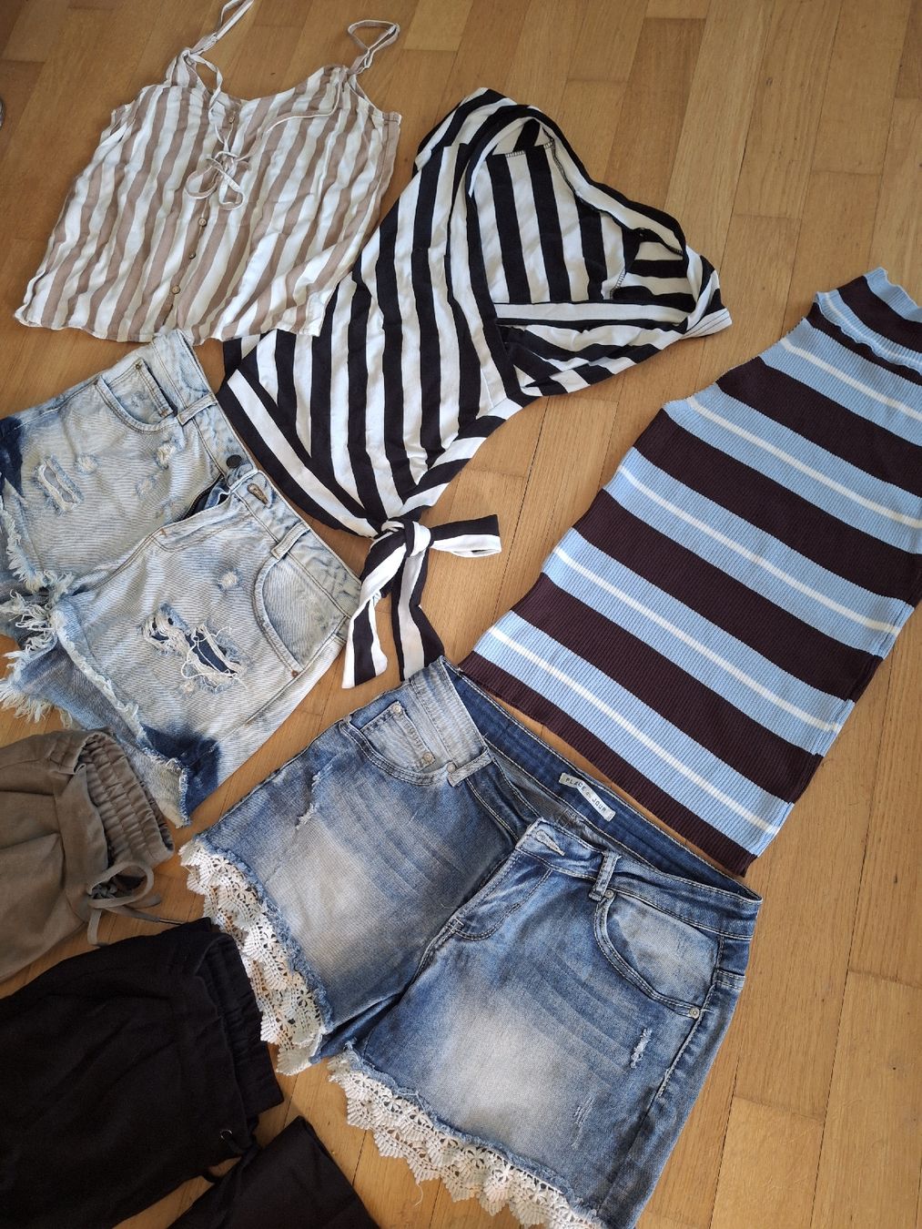 Lotti di vestiti: tolles Sommerkleiderpaket – Usato da Adligenswil venduto da Raju 2