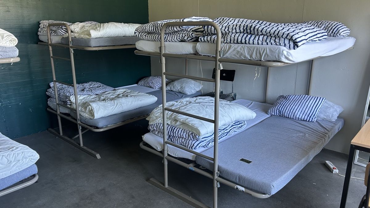 Letti: Hochbetter 3x à 8 Personen – Usato da Kriens venduto da mofa.teile.occasion 1