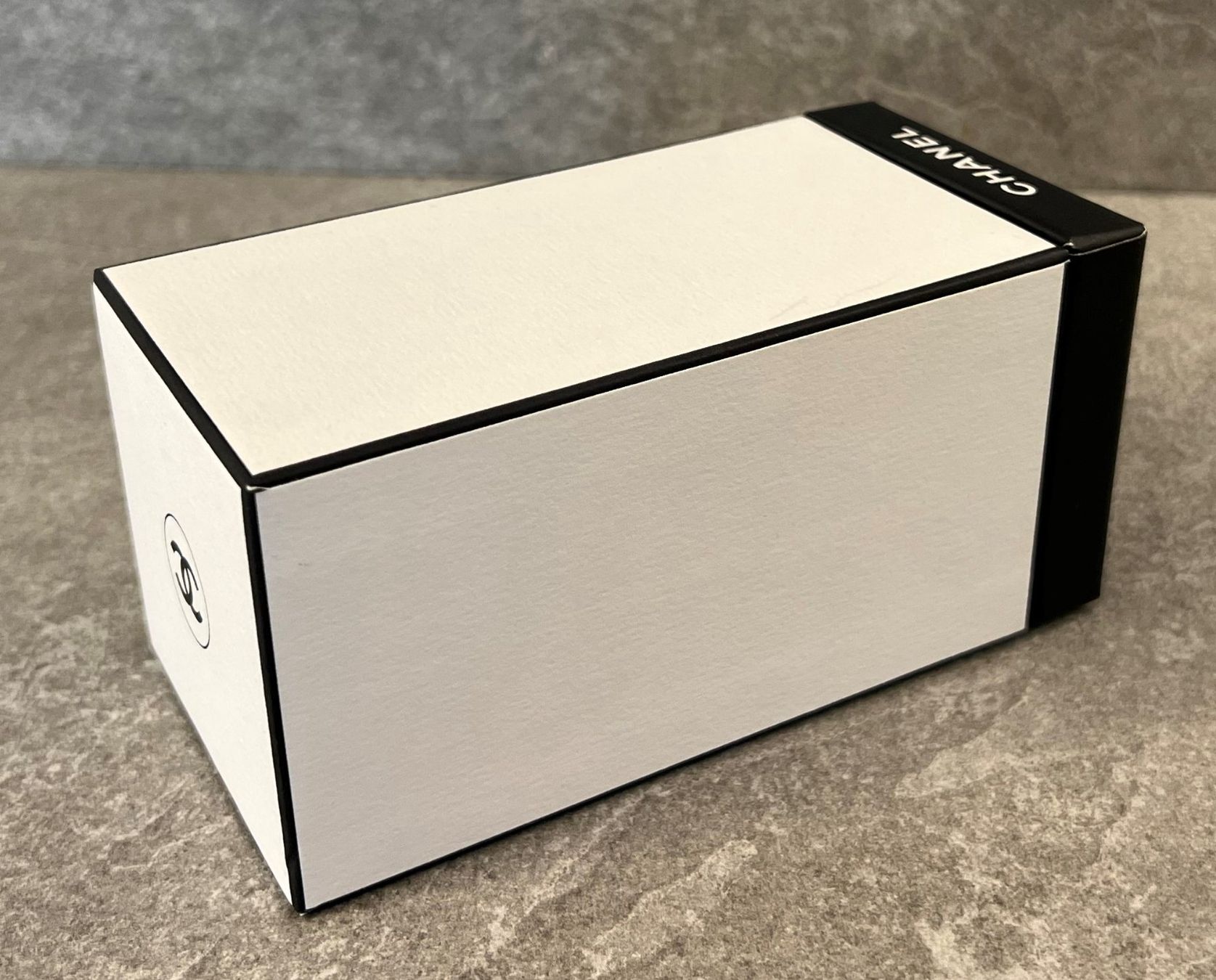 Chanel Parfum & Eau de Toilette: CHANEL BOX LES EXCLUSIFS ... – Neu (gemäss Beschreibung) aus Klosters von ClodiKL 2
