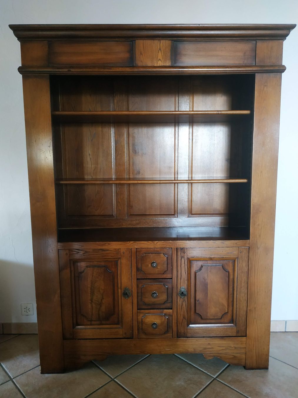 Credenze: meuble en merisier – Usato da Arnex-sur-Orbe venduto da mbdaso